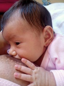 Hospital Marieta reforça a importância da amamentação e da doação de leite materno